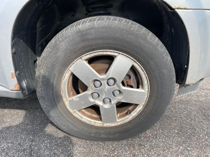 2005 chevrolet equinox ls-awd with 129255 miles for sale near elk-river, minnesota 59354d5255d34fa29232c78344267741.jpeg