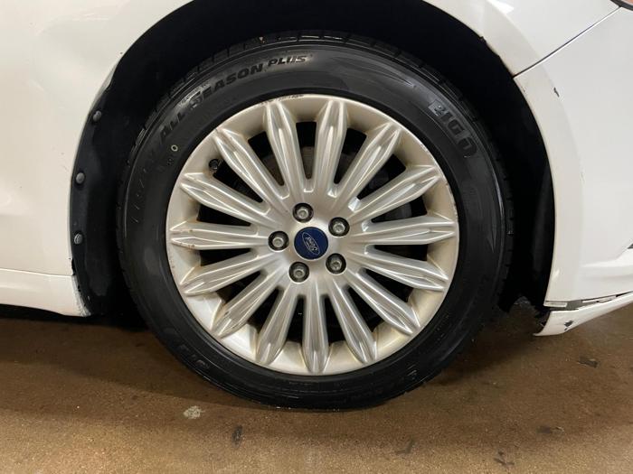 2013 ford fusion se with 110730 miles for sale near elk-river, minnesota 59757f3501564779a7931628880299c6.jpg