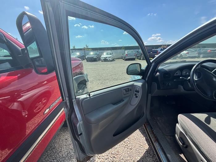 2006 dodge grand-caravan sxt for sale near elk-river, minnesota 59b5fef1967d4aa2a8ebc38ca9352a16.jpeg