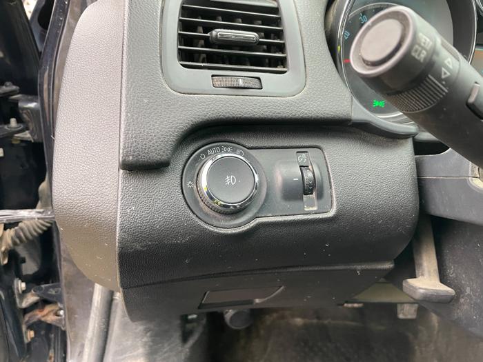 2013 buick regal turbo-premium-1 with 141810 miles for sale near rochester, minnesota 59bb529c3c0746199ae68c93b2f1c067.jpeg