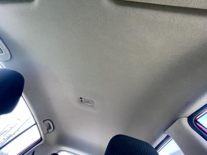 2011 nissan versa 1.8-sl-hatchback with 161381 miles for sale near jordan, minnesota 59bcb38d79734aafa5db2d071d6777ca.jpeg