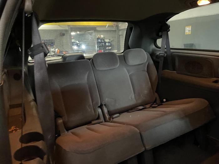 2006 dodge caravan-grand-caravan sxt with 338147 miles for sale near elk-river, minnesota 59ef5de67c8f4f42b1c2f12ab3a85255.jpg