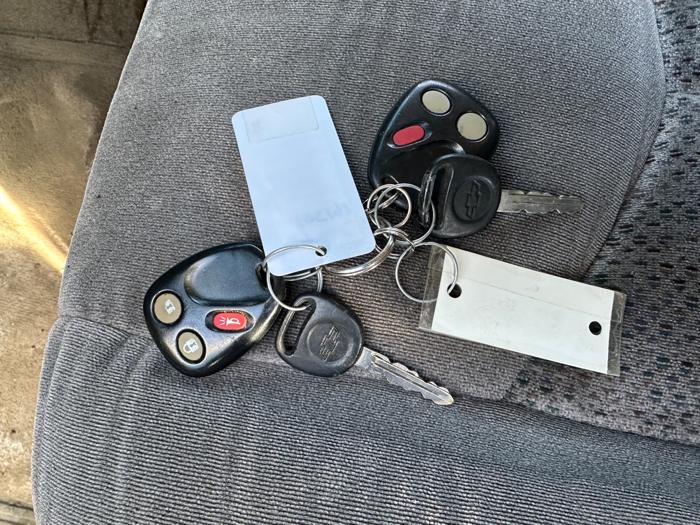 2005 chevrolet tahoe 2wd with 202904 miles for sale near elk-river, minnesota 59f17b07684d45ffaa0ddfd326f25c32.jpeg