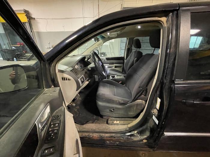 2010 dodge grand-caravan sxt with 182825 miles for sale near elk-river, minnesota 59ff0b7d502f4127a4285369299cde48.jpeg