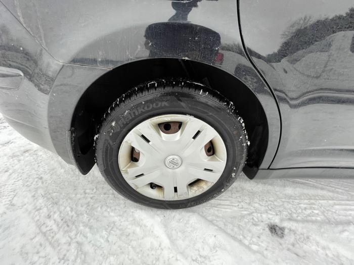 2011 nissan versa 1.8-sl-hatchback with 110947 miles for sale near elk-river, minnesota 5a09fab2a3764f5e8a91e08883de90d4.jpeg