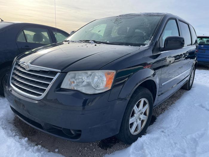 2010 chrysler town-and-country with 188772 miles for sale near elk-river, minnesota 5a18f34fa273428cb9c5610178ba992e.jpg