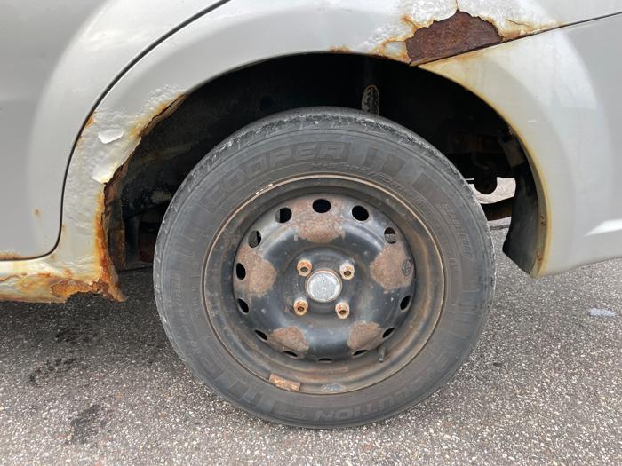 2007 chevrolet aveo ls-4-door with 165444 miles for sale near elk-river, minnesota 5a195550fa2e42eb9b69122b6ac1441d.jpeg