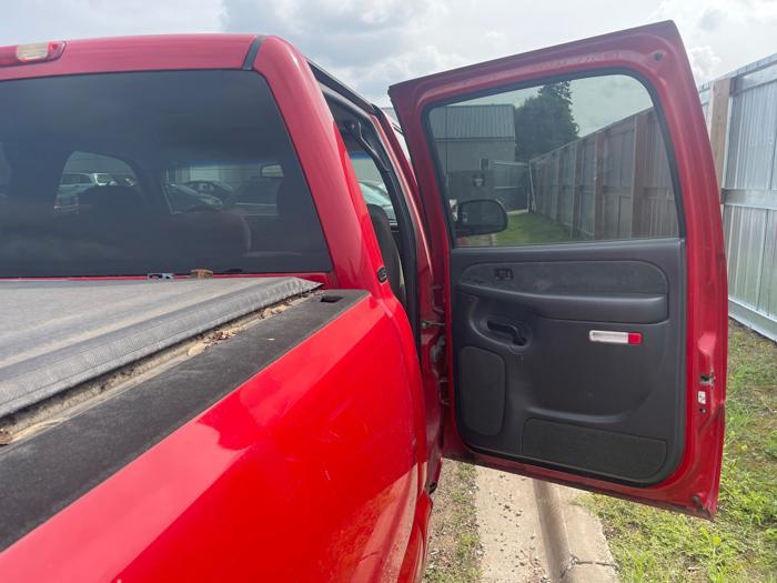 2003 chevrolet silverado-2500hd crew-cab-short-bed-4wd with 283018 miles for sale near elk-river, minnesota 5a26406039804426b7448c3d318cbdd3.jpeg
