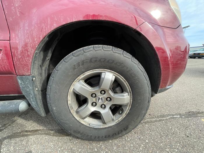 2006 honda pilot ex-4wd-at with 260470 miles for sale near fridley, minnesota 5a2c494954264239ae3162a2e14e8c08.jpeg