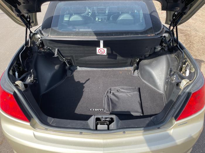 2010 chrysler sebring convertible-touring with 107641 miles for sale near elk-river, minnesota 5a32f0a54f1f484ca77e99f77328414b.jpeg