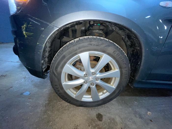 2013 mitsubishi outlander-sport es-2wd with 131471 miles for sale near elk-river, minnesota 5a515edf515446748745d32737f1e075.jpeg