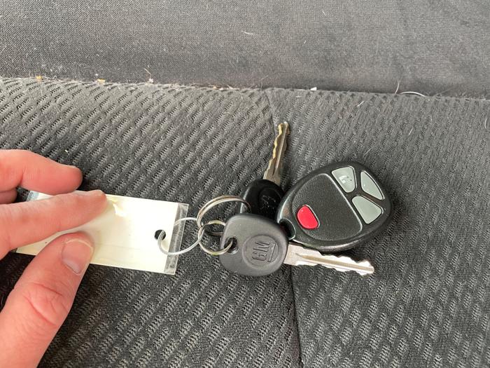 2008 chevrolet silverado-1500 ls-crew-cab-4wd with 200273 miles for sale near fridley, minnesota 5a5cd76a8ddd48c9be545c6a699c4139.jpeg