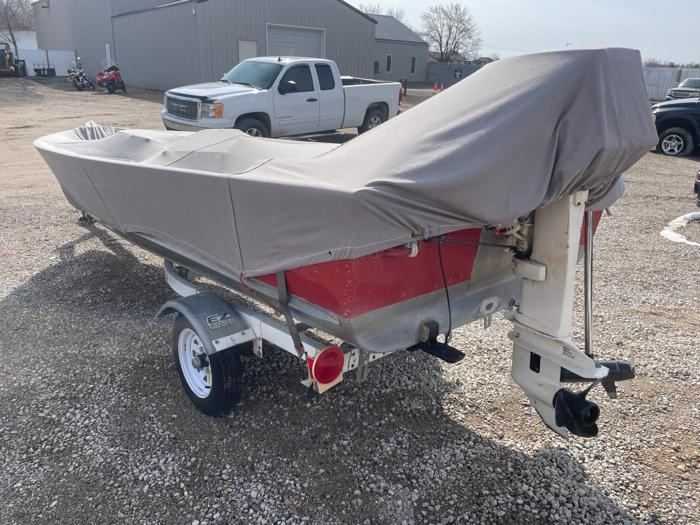 1986 lund boat-co- for sale near elk-river, minnesota 5a6e0861f0a744e8899f4274bd2a520f.jpg