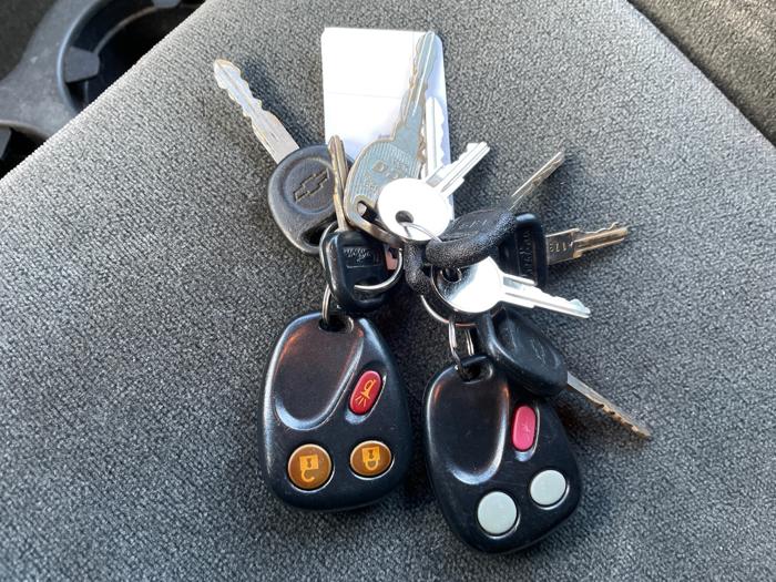 2003 chevrolet silverado-1500 with 208279 miles for sale near elk-river, minnesota 5a8cff26113141bab87d73f8530de5e2.jpg