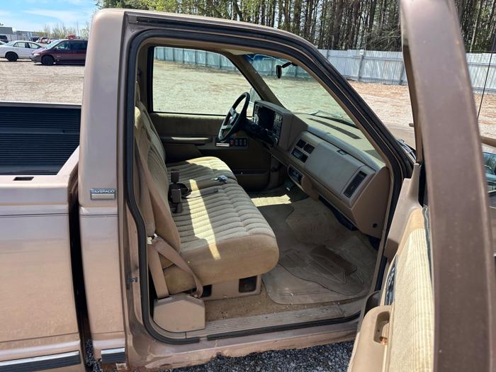 1994 chevrolet c-k-1500 reg.-cab-w-t-6.5-ft.-bed-2wd with 167960 miles for sale near elk-river, minnesota 5a982946e1e64fda80d0fa816ccbeeb7.jpeg