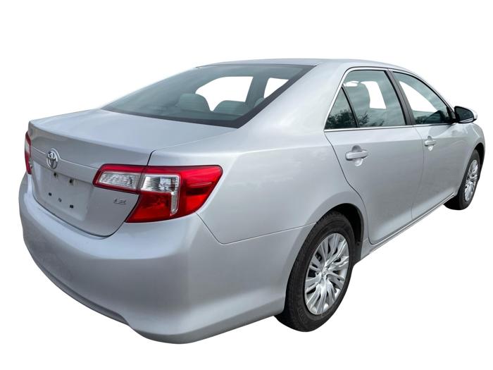 2012 toyota camry se with 161622 miles for sale near elk-river, minnesota 5b2f98d3a93a4d7b9a9f889c1d3f5993.jpg