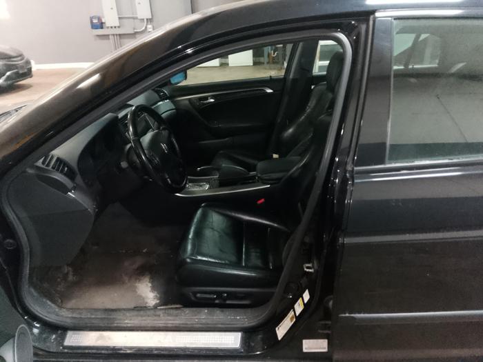 2005 acura tl 5-speed-at with 213380 miles for sale near elk-river, minnesota 5b32a69c754242319a3324d47b6f23dd.jpg