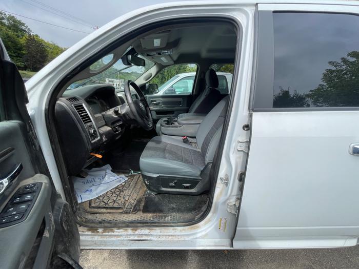 2018 ram 1500 slt-quad-cab-4wd with 119595 miles for sale near saint-paul, minnesota 5b49fdb2a18d44f9bab5f5047a5b5995.jpeg