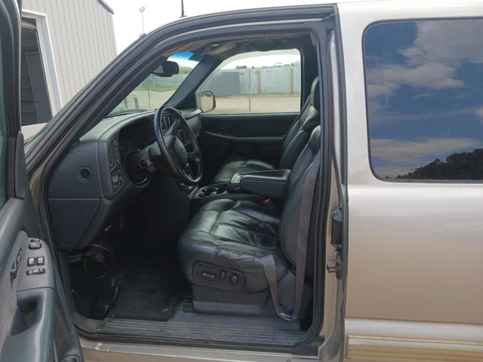 2002 chevrolet silverado-1500 ext.-cab-short-bed-4wd with 219563 miles for sale near elk-river, minnesota 5b55f3211c6f40119b9abfb37495e4c2.jpg
