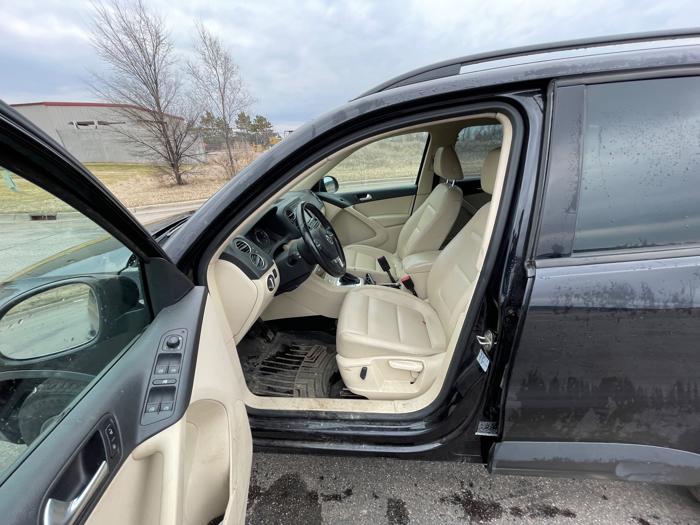 2016 volkswagen tiguan se-4motion with 179663 miles for sale near elk-river, minnesota 5b78ba00703b4d6faae434e08a854463.jpeg