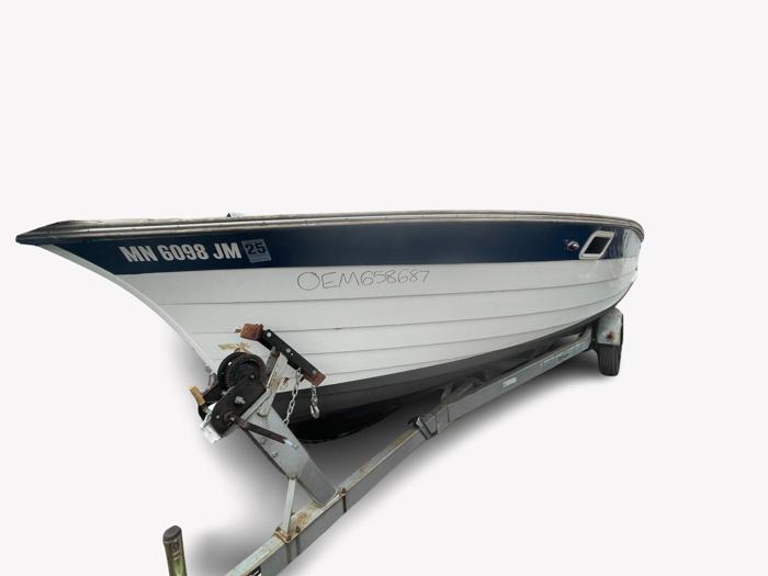 1984 Skiff Craft  X-260