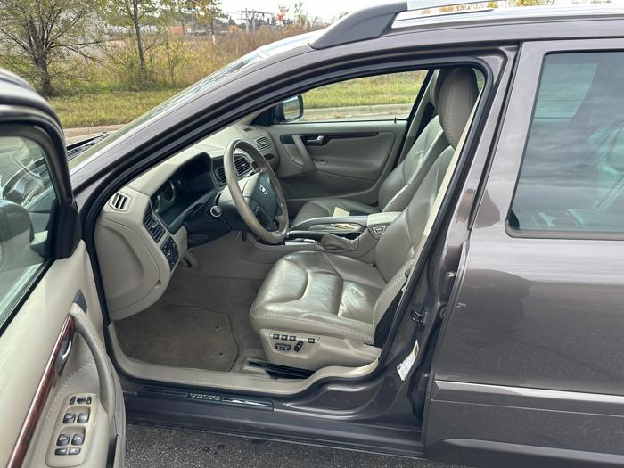 2007 volvo xc70 cross-country with 147108 miles for sale near elk-river, minnesota 5b84c589034a45f7823a6e9d847e8da2.jpg