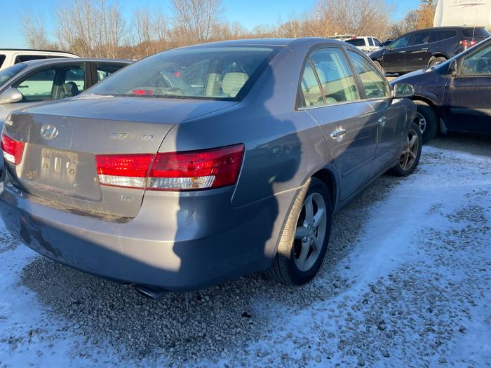 2006 hyundai sonata lx with 242932 miles for sale near elk-river, minnesota 5b8d0c9035d54e4ab9c7d409795acd9c.jpg