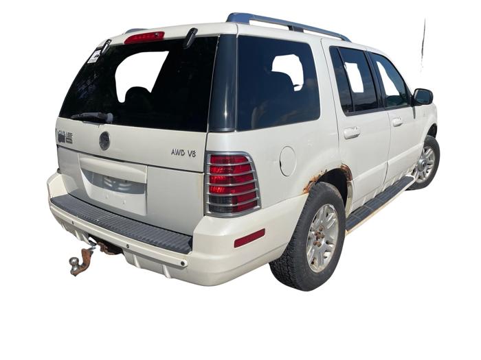 2004 mercury mountaineer convenience-1 with 231936 miles for sale near elk-river, minnesota 5b8fe670c70542d1ac05aa27a210c9d7.jpg