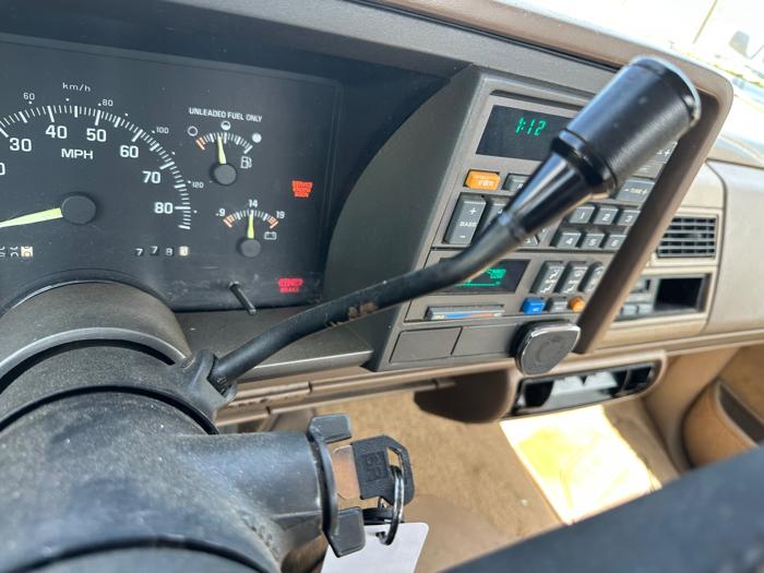 1994 chevrolet c-k-1500 reg.-cab-w-t-6.5-ft.-bed-2wd with 167960 miles for sale near elk-river, minnesota 5b91abeb1582482989eb34b819266622.jpeg
