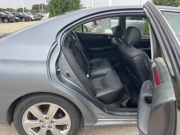 2006 lexus es-330 sedan with 245055 miles for sale near rochester, minnesota 5b9cf62a8e5a44a6aa5ee97ff64926f4.jpeg