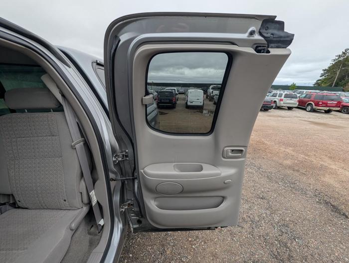 2005 toyota tundra sr5-access-cab-4wd with 95543 miles for sale near elk-river, minnesota 5b9df6cc8b5c47abbb74e9e70f6caa48.jpg