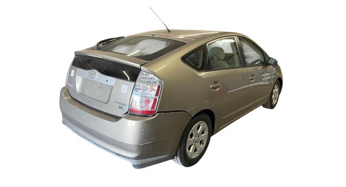 2006 toyota prius 4-door-liftback with 175609 miles for sale near elk-river, minnesota 5b9e371020c4433d9c2a34c975fb7b75.jpg