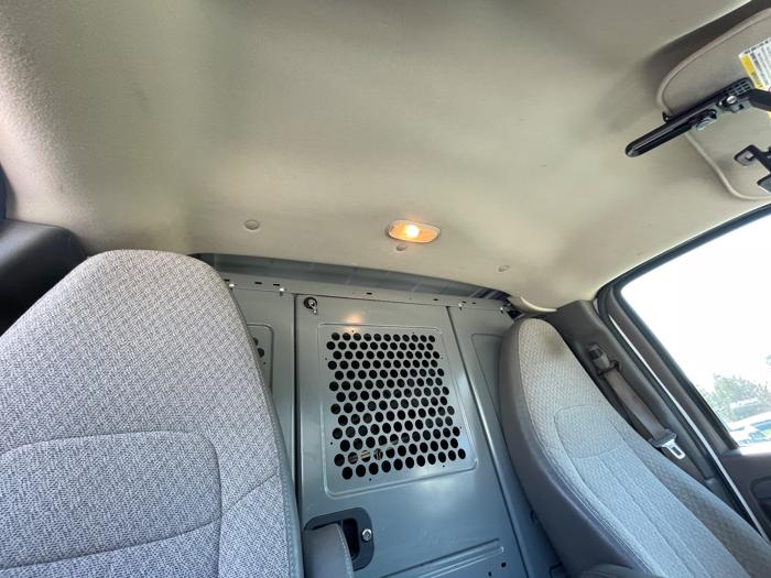 2014 chevrolet express 2500-cargo with 184356 miles for sale near columbus, minnesota 5b9fda92ea2a4588b13a39fc653eb27f.jpeg