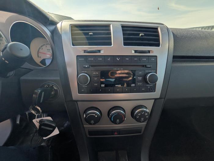 2009 dodge avenger sxt with 188880 miles for sale near elk-river, minnesota 5bbdb0ccb9f84bb5a46d76cf1ab3609a.jpg