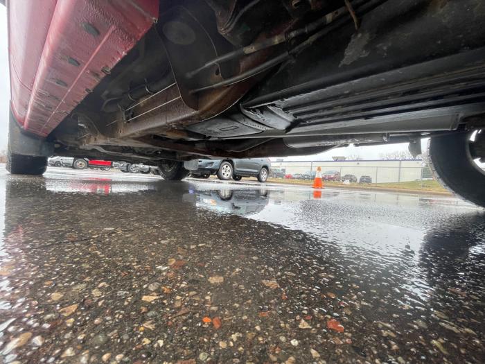 2016 chevrolet silverado-1500 lt with 204028 miles for sale near fridley, minnesota 5bcd33e0a52d42ed8629a11c18627a6d.jpeg