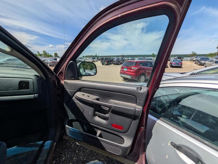 2002 dodge ram-1500 st-quad-cab-short-bed-4wd with 188652 miles for sale near elk-river, minnesota 5bd54c6e628e44e595e6b64f125a17b9.jpg