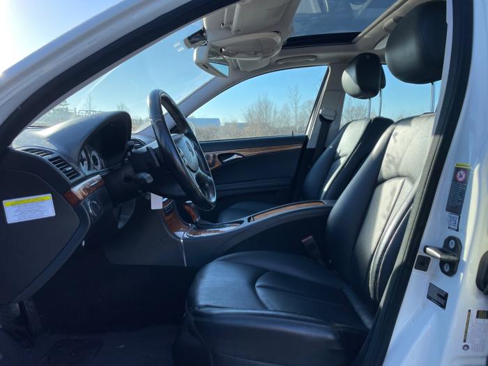 2009 mercedes-benz e-class e350-4matic-sedan for sale near elk-river, minnesota 5bd9aedb853349f78fe143e9e57cd9c1.jpeg