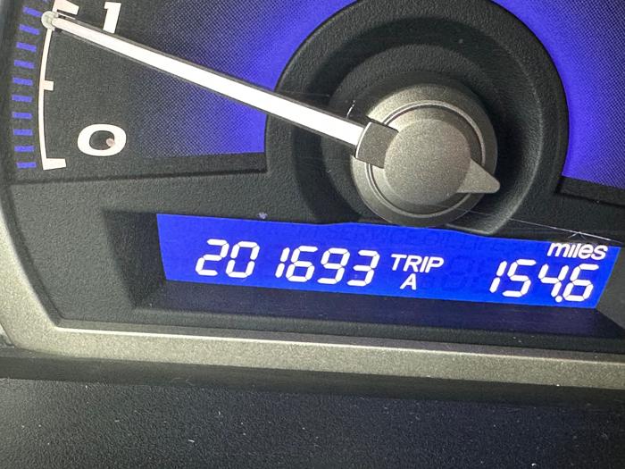 2009 honda civic lx-sedan-5-speed-at with 201694 miles for sale near elk-river, minnesota 5bfdffe2012b4549ab6fce7ff1aa78cf.jpeg