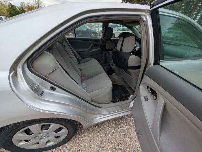 2010 toyota camry le-6-spd-at with 117426 miles for sale near elk-river, minnesota 5c1947b3433e4de9ac4ea6df6b6a6dfc.jpg