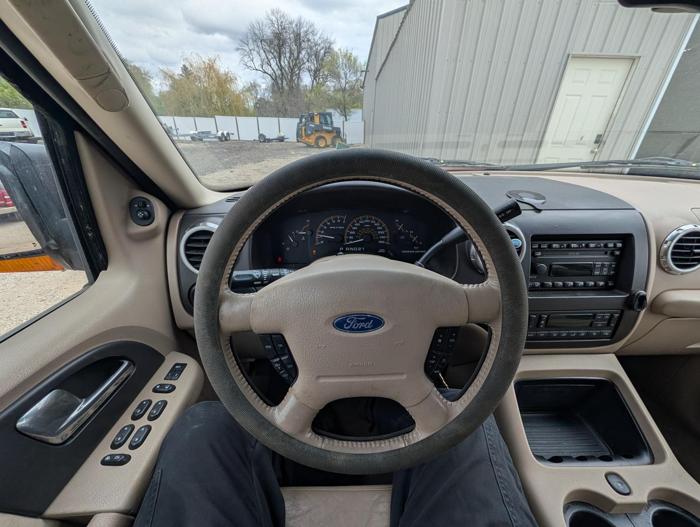 2003 ford expedition eddie-bauer-4wd with 185881 miles for sale near elk-river, minnesota 5c1fd27075d14eefa6a263be93a4442e.jpg