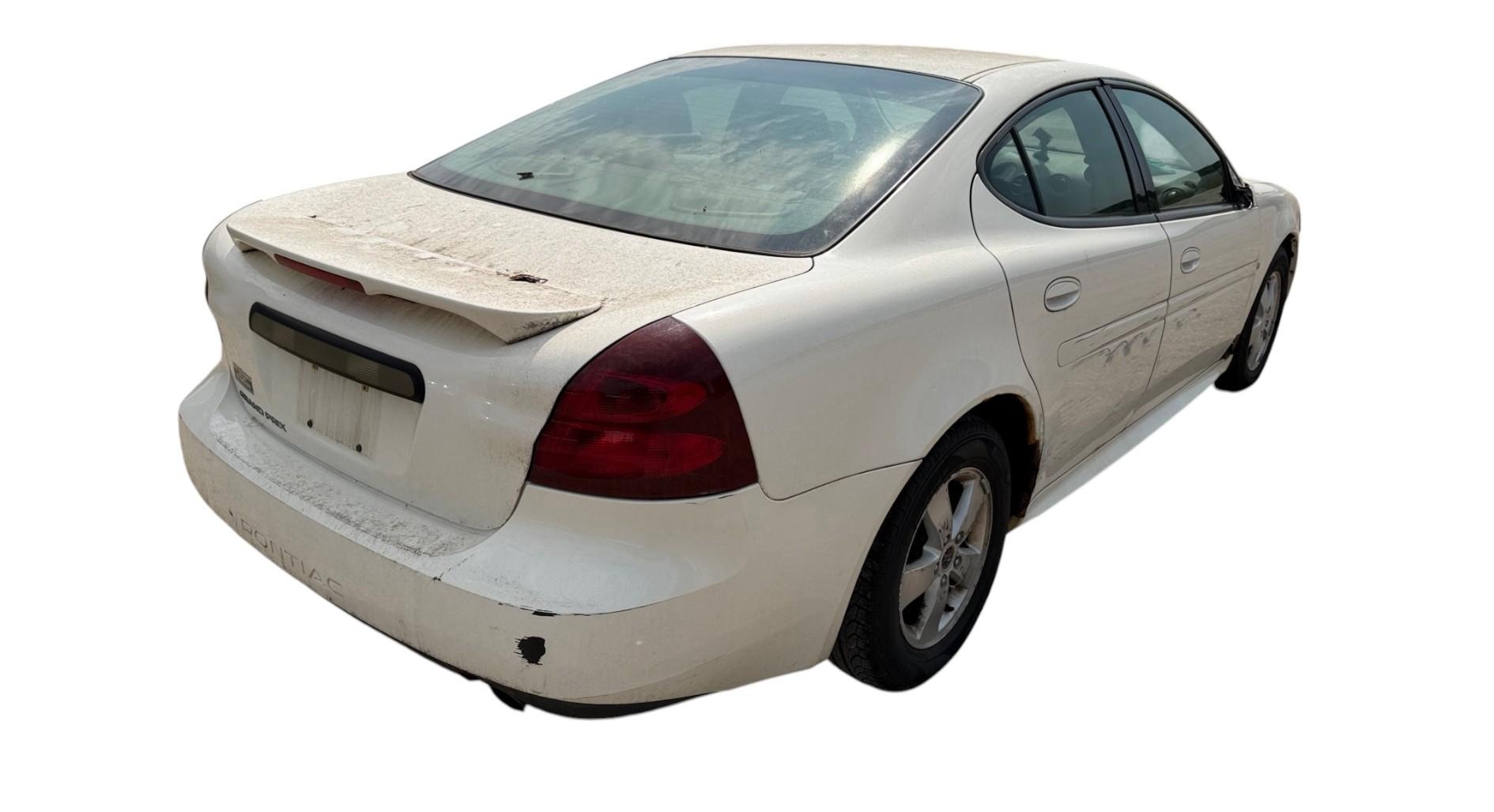2008 pontiac grand-prix sedan with 118916 miles for sale near elk-river, minnesota 5c28eb4b243a46c19de18387e4547981.jpg