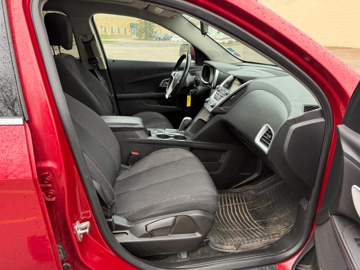 2014 chevrolet equinox lt with 202941 miles for sale near roseville, mn 5c29a8a45cea4d1e9d5fa0e94a8dab6e.jpg