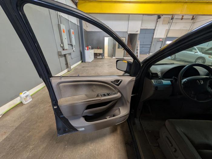 2009 honda odyssey ex with 138430 miles for sale near elk-river, minnesota 5c3064edeb5a494ab9ab83f61c537fd9.jpg