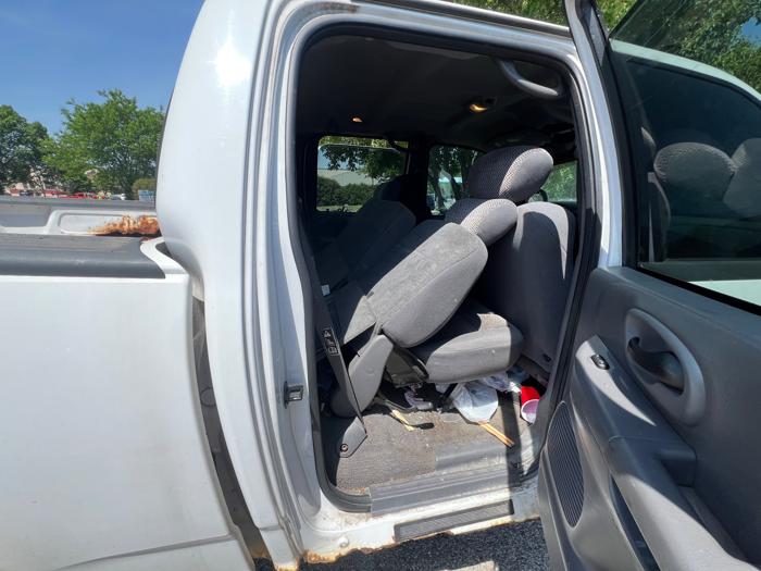2002 ford f-150 xlt-supercrew-short-bed-4wd with 282822 miles for sale near savage, minnesota 5c36793f5c6c4130ab7b454f7e627550.jpeg