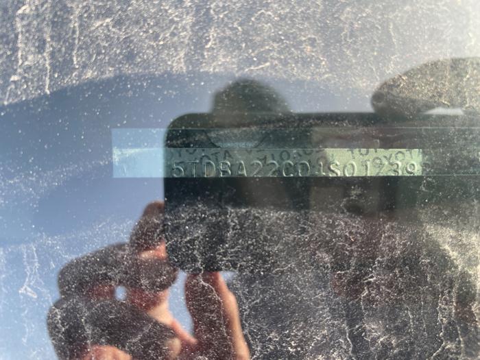 2004 toyota sienna xle-awd with 220628 miles for sale near shakopee, minnesota 5c77c878a9674373aaf102ad65db93b5.jpeg