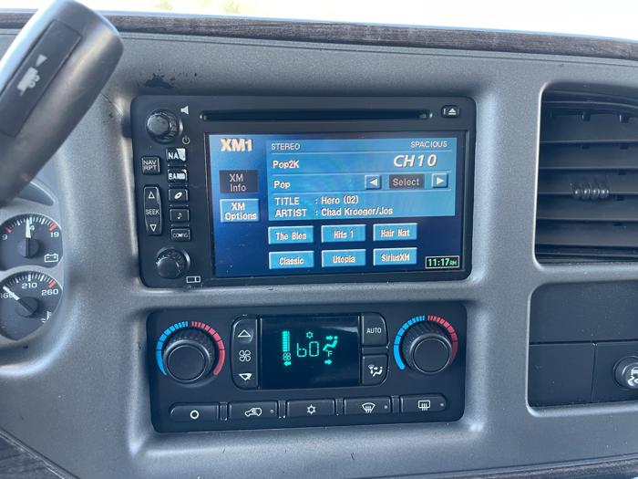 2006 gmc yukon-denali with 316678 miles for sale near shakopee, minnesota 5c937a55bd98451dbd97a2d49a6bf75b.jpeg