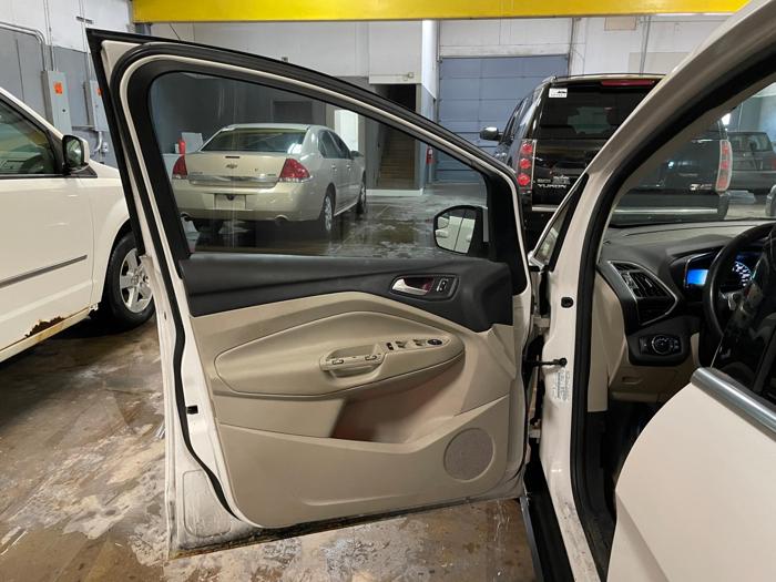2013 ford c-max sel with 233664 miles for sale near elk-river, minnesota 5c9da00aacab4ce08c25cd2bbf349dc8.jpg