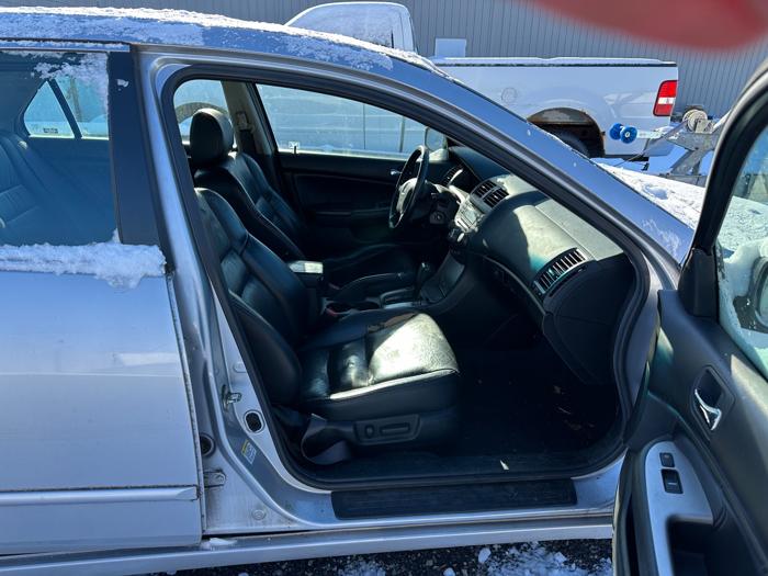 2005 honda accord ex-sedan-at with 179546 miles for sale near elk-river, minnesota 5cacc24293c744eca7f61b20da4466d3.jpeg