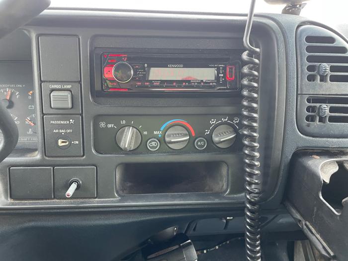 1998 chevrolet c-k-1500 k1500-4wd with 238024 miles for sale near alexandria, minnesota 5cd34ad565da4d8a9644c6783b047096.jpeg