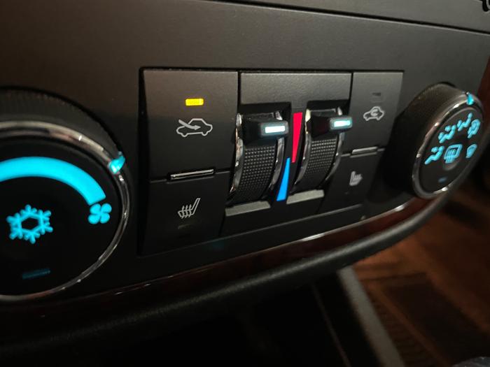 2011 chevrolet impala lt with 144682 miles for sale near elk-river, minnesota 5cdbbf987fd54d35a4311ff1bf22e937.jpeg